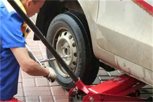 西坝河附近拖车24小时服务热线电话